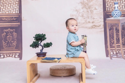 嵊州13周宝宝有多大